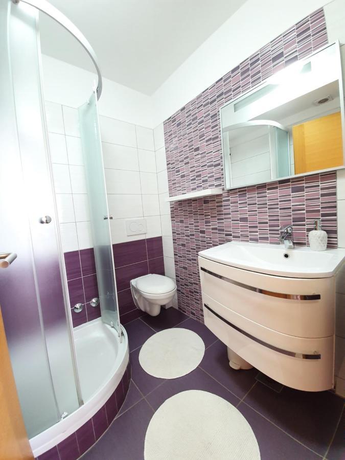 Apartments Karla บาร์บินเย ภายนอก รูปภาพ